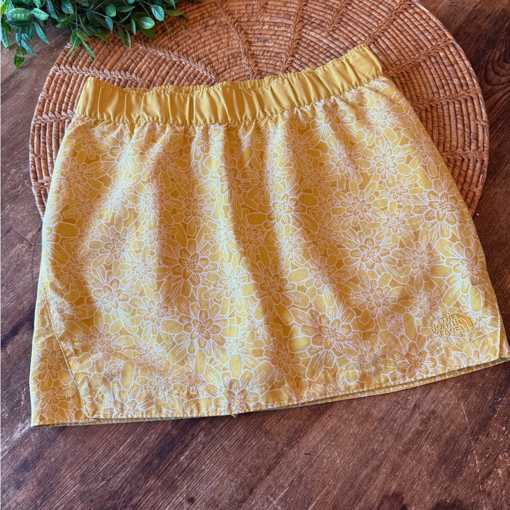 The North Face Yellow Floral Elastic-Waist Skort